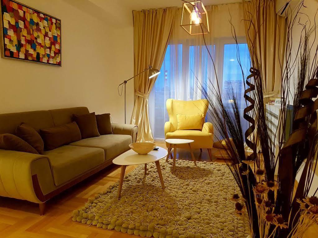 Smart Apartments Skopje Luaran gambar