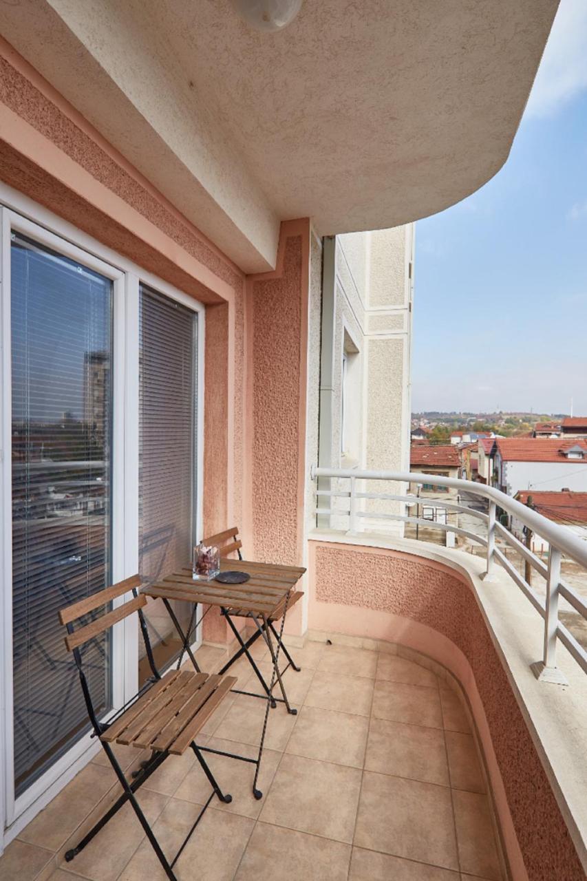 Smart Apartments Skopje Luaran gambar